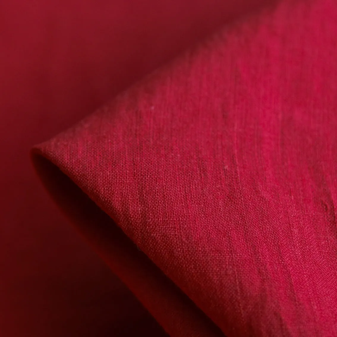 Bedford Pepper Red Washed Linen