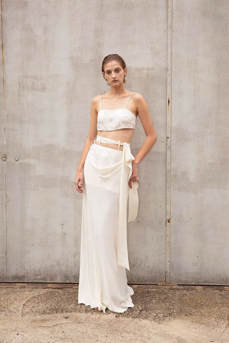 BEIGE LONG SKIRT WITH BELT