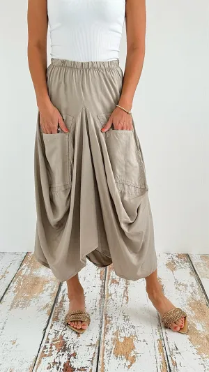 Buffy Italian Skirt - Beige